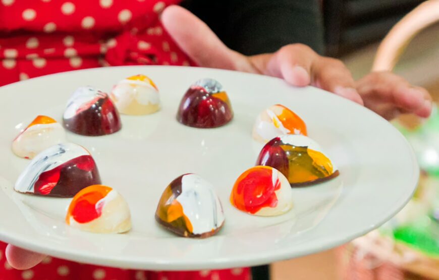 Nassau: Bites and Sites Food and Cultural Walking Tour