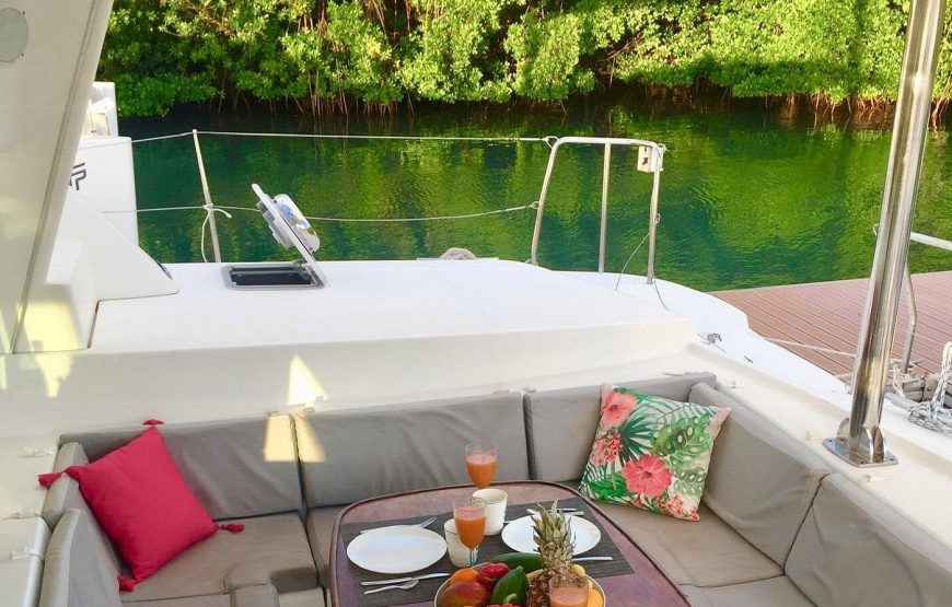 Bimini Charters – Luxury Catamaran Sailing Charters in Maine