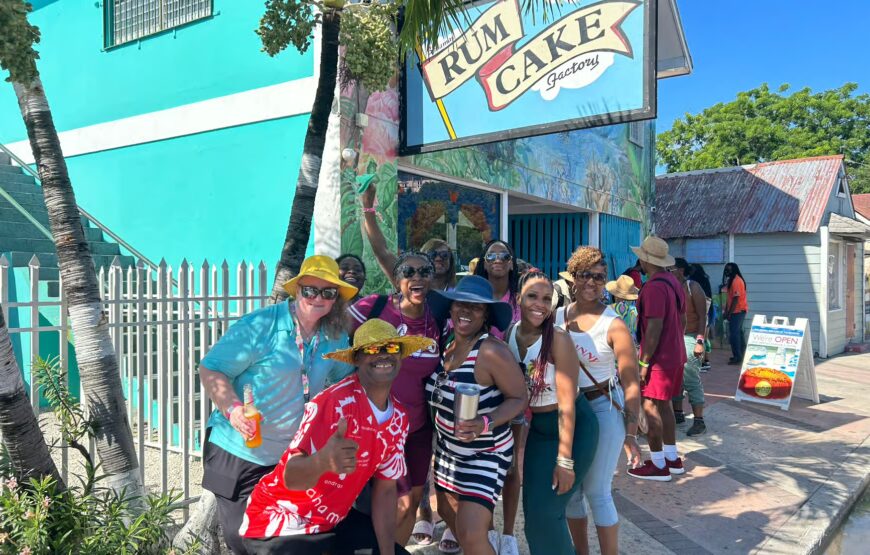 Nassau: Bahamas Culture Tour with Electric Trolley and Water
