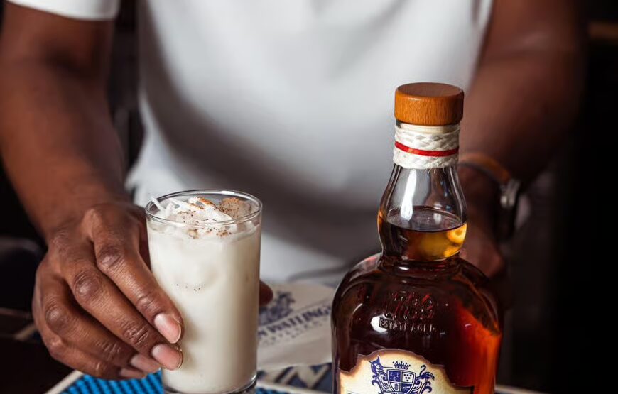 Nassau: Bites and Sites Food and Cultural Walking Tour