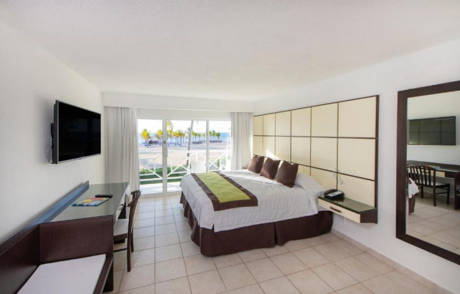 Viva Fortuna Beach by Wyndham