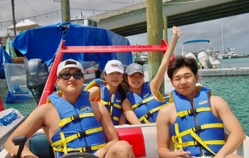 Nassau: Self-Drive Speedboat Ride and Pig Swimming Encounter